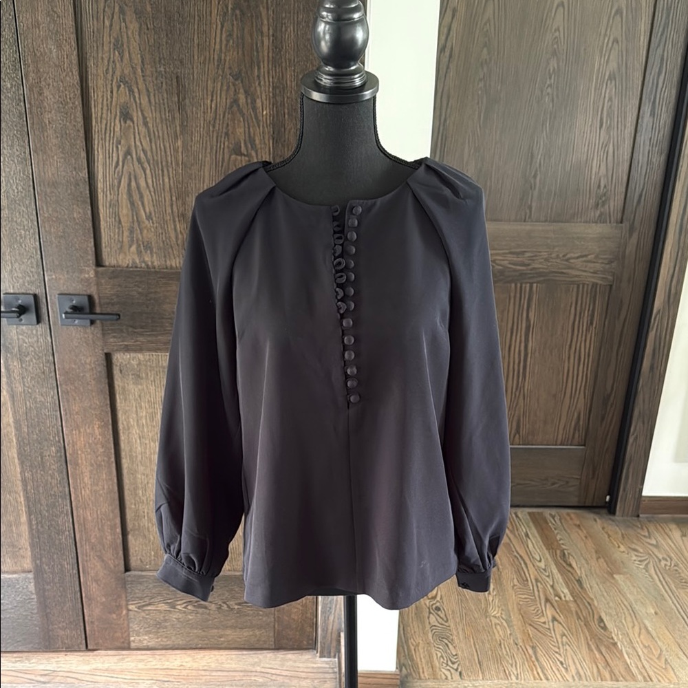 Banana Republic Black Button-Front Long-Sleeve Blouse